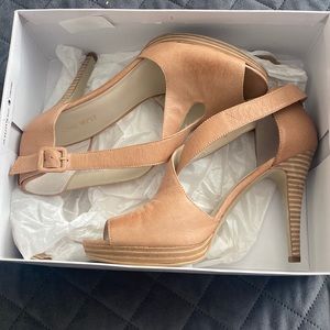 Neutral Slightly Worn Heels